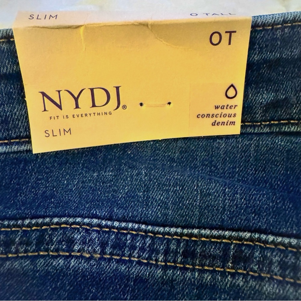 BNWT NYDJ Women's Sheri Slim Tall Jeans in Cooper with 36” inseam, size 0 (25) - Picture 8 of 11